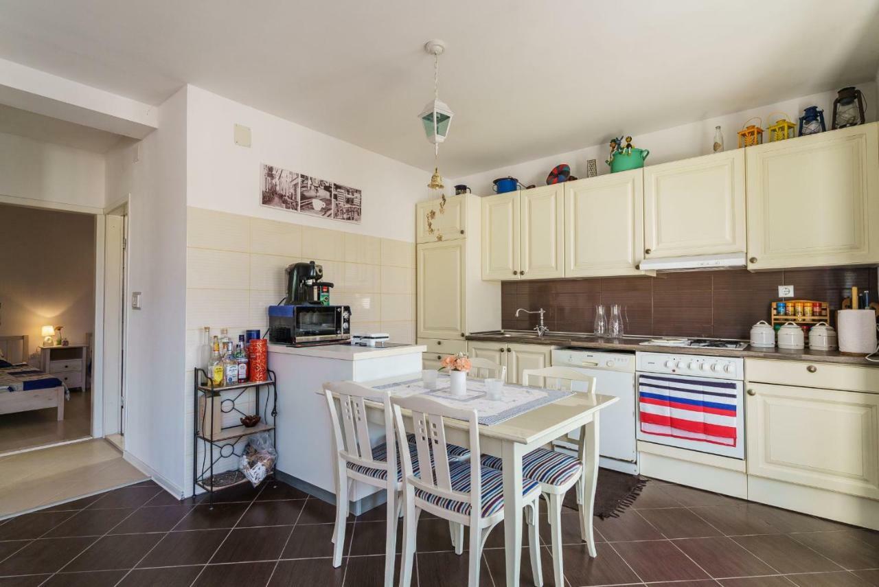 Terrasol Apartments Трогир Экстерьер фото