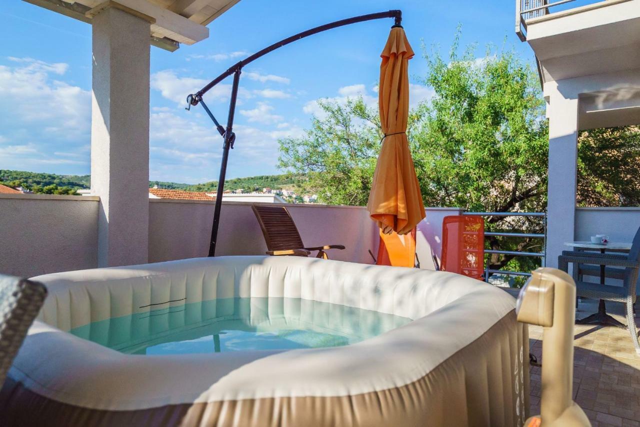 Terrasol Apartments Трогир Экстерьер фото