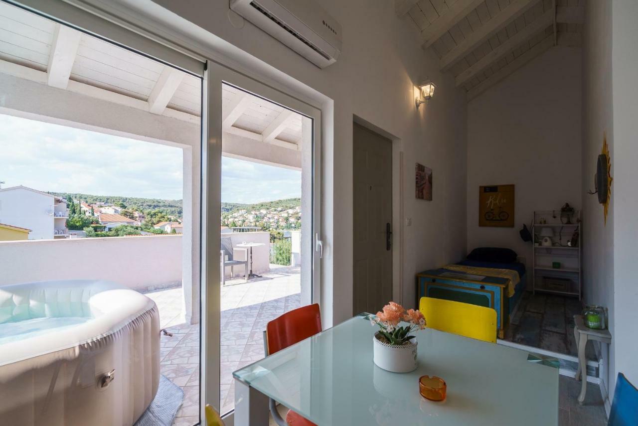 Terrasol Apartments Трогир Экстерьер фото